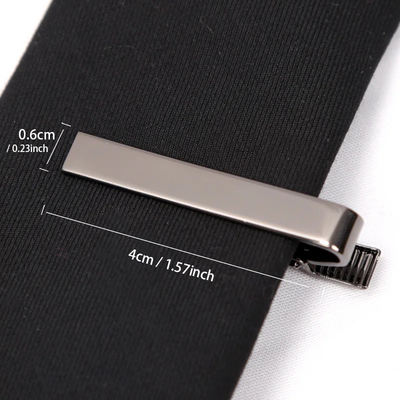Kort slipsenål i grå – 4 cm