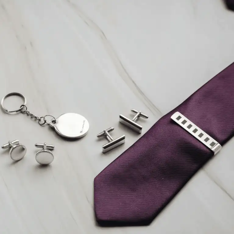 Slipsenål og andre accessories til mænd